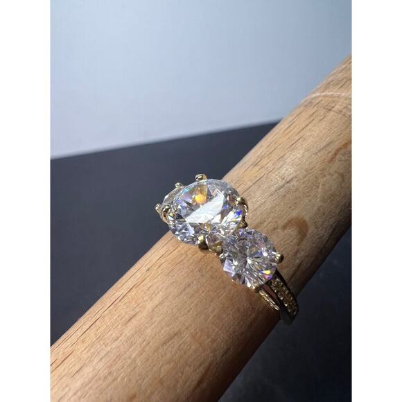 10k gold CZ past present and future ring size 9 - Picture 2 of 10